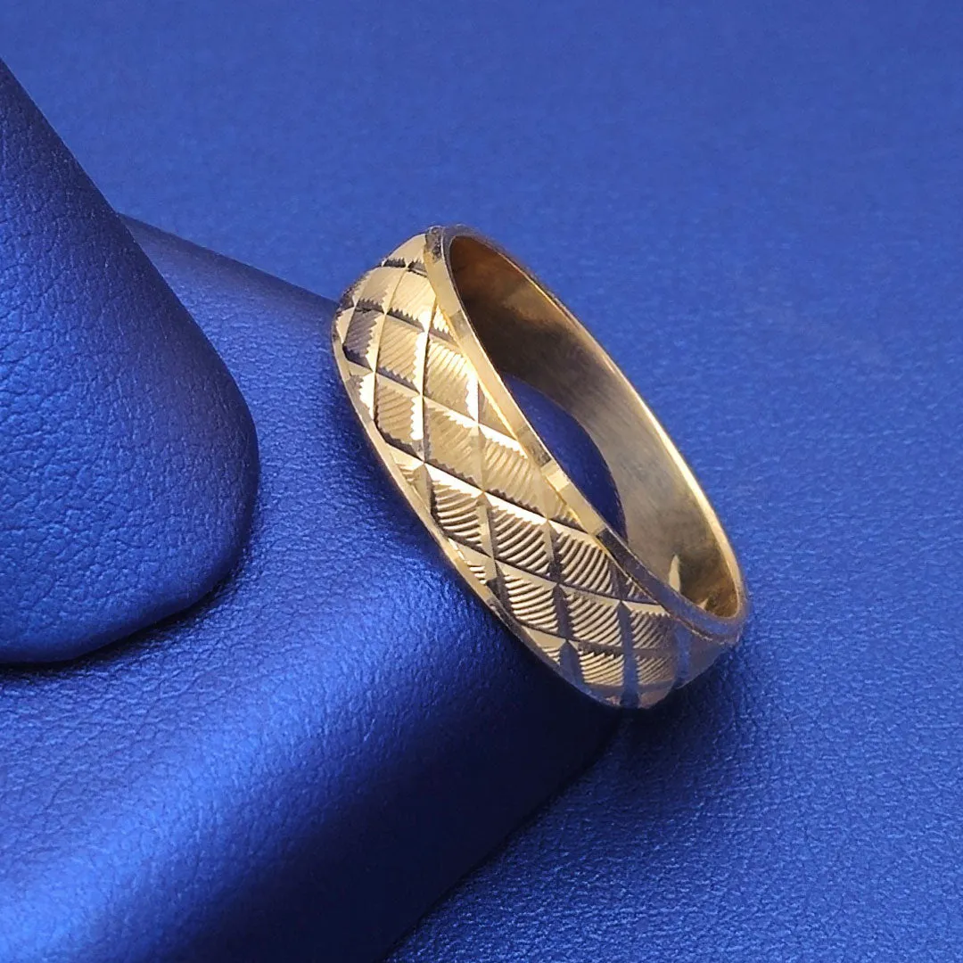 14k Crisscross Laser Cut Wedding Band