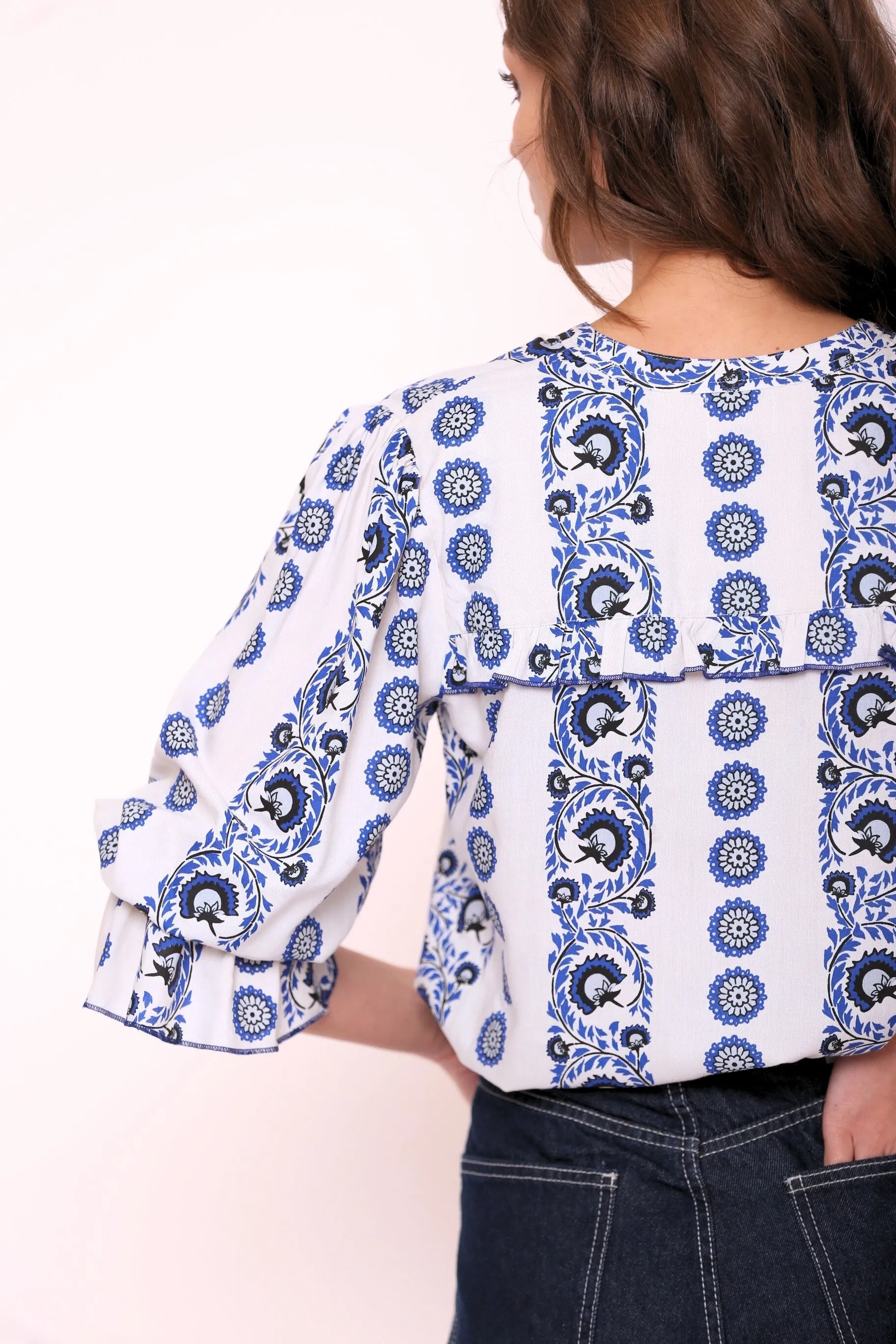 1713 Stella Top
