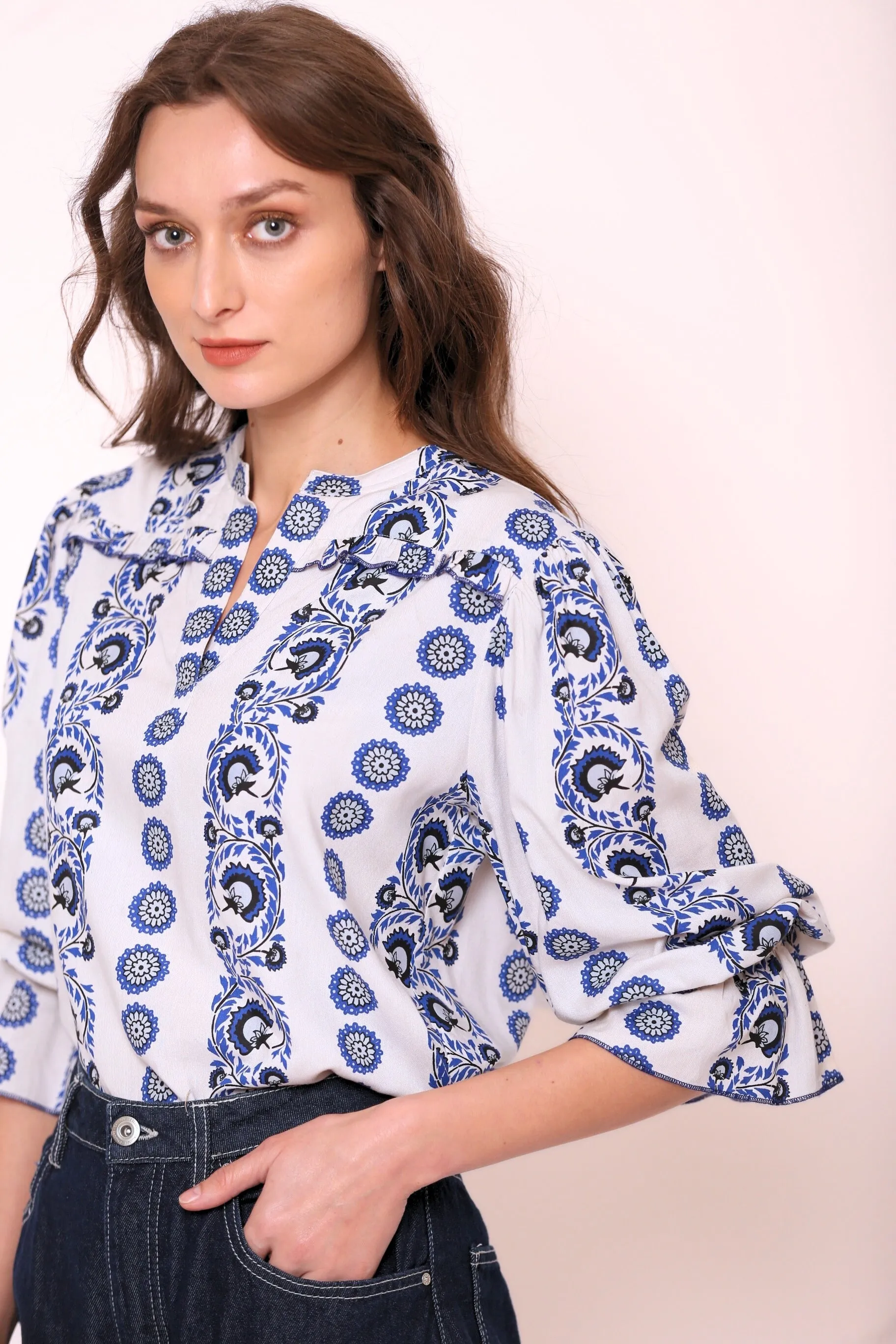 1713 Stella Top