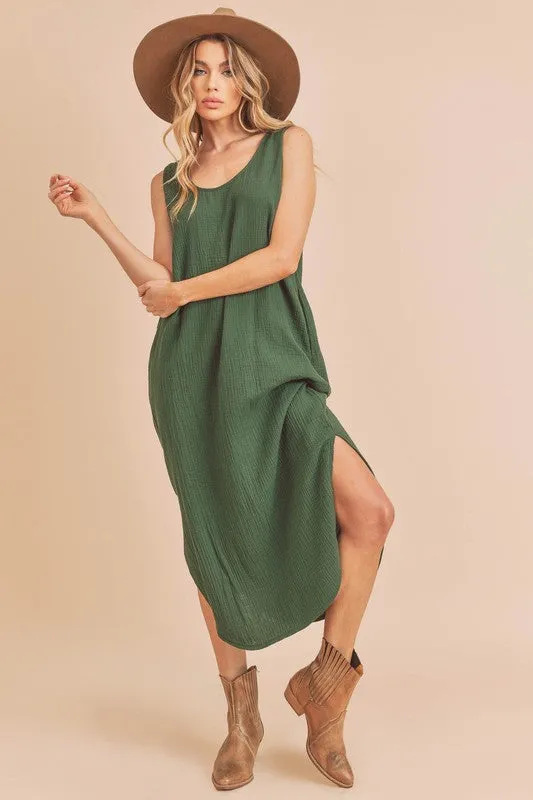 Aemi   Co Daisy Sleeveless Rounded Slit Hem Long Dress