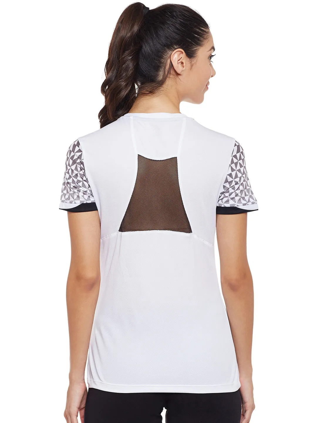 Alcis Women Solid White Tshirts