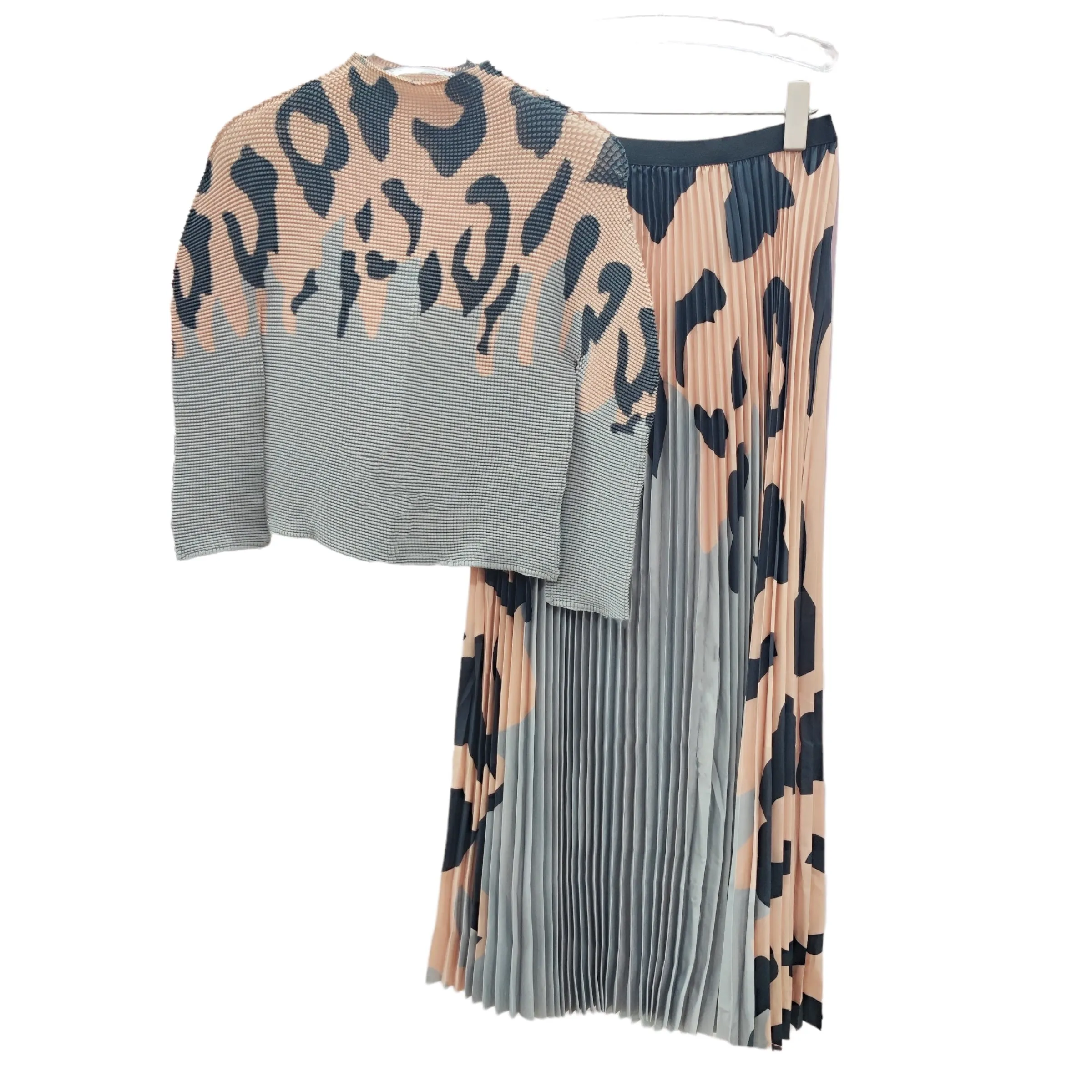 ANIMAL PRINT SKIRT SET