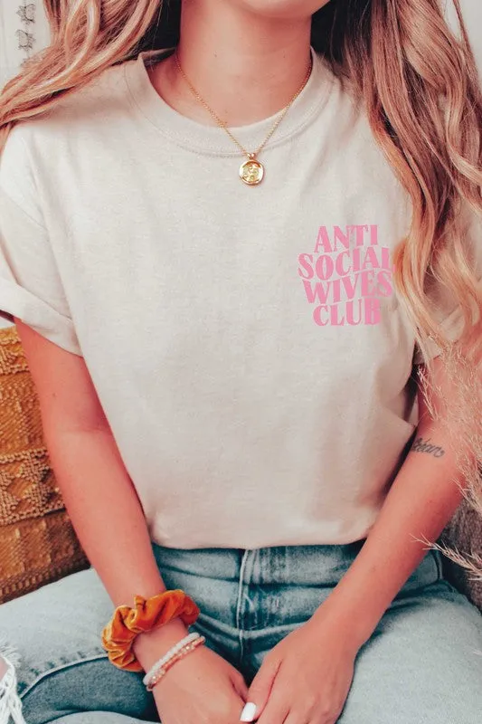 anti-social wives club tee