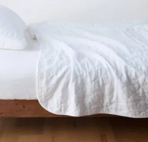 Austin Coverlet - White - Queen