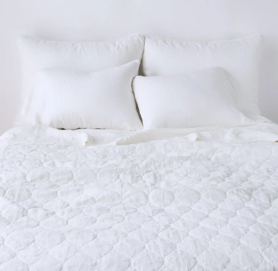 Austin Coverlet - White - Queen