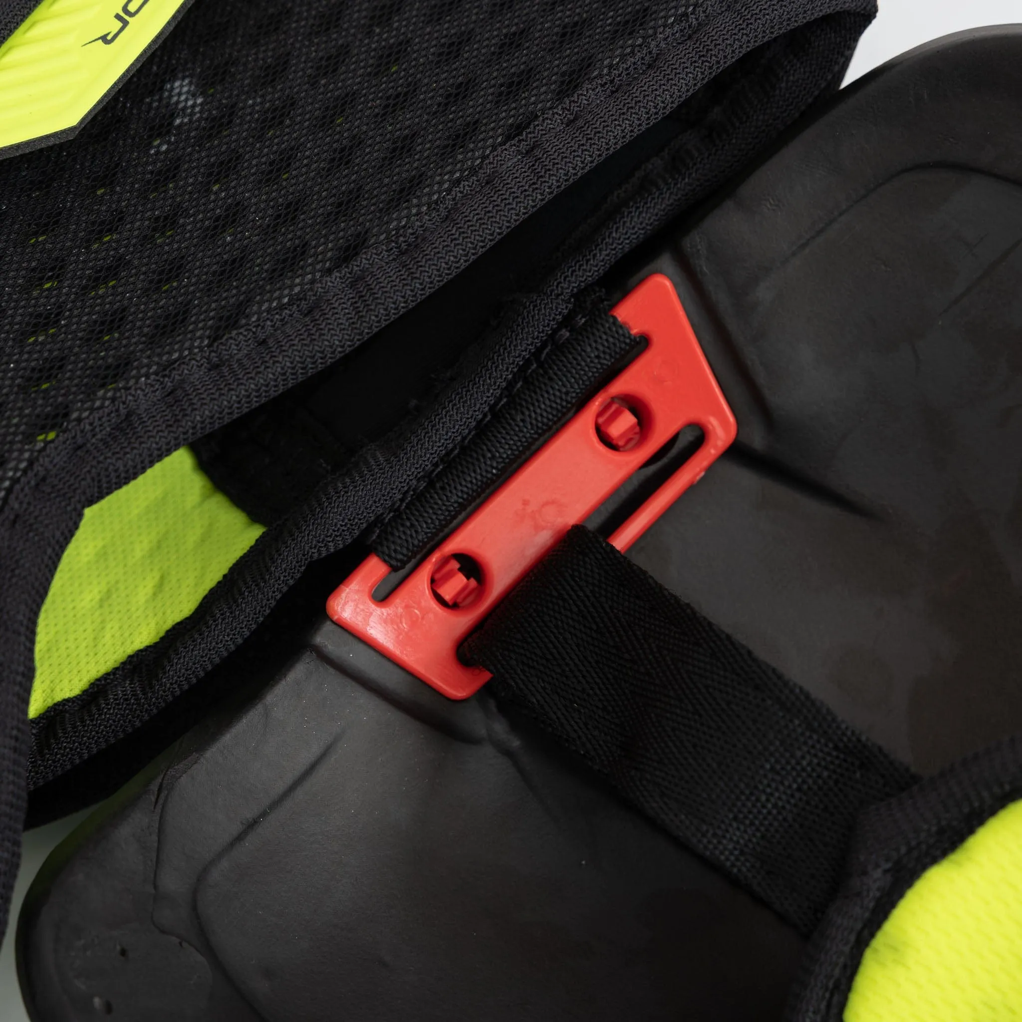 Bauer Vapor Hyperlite Junior Hockey Shoulder Pads
