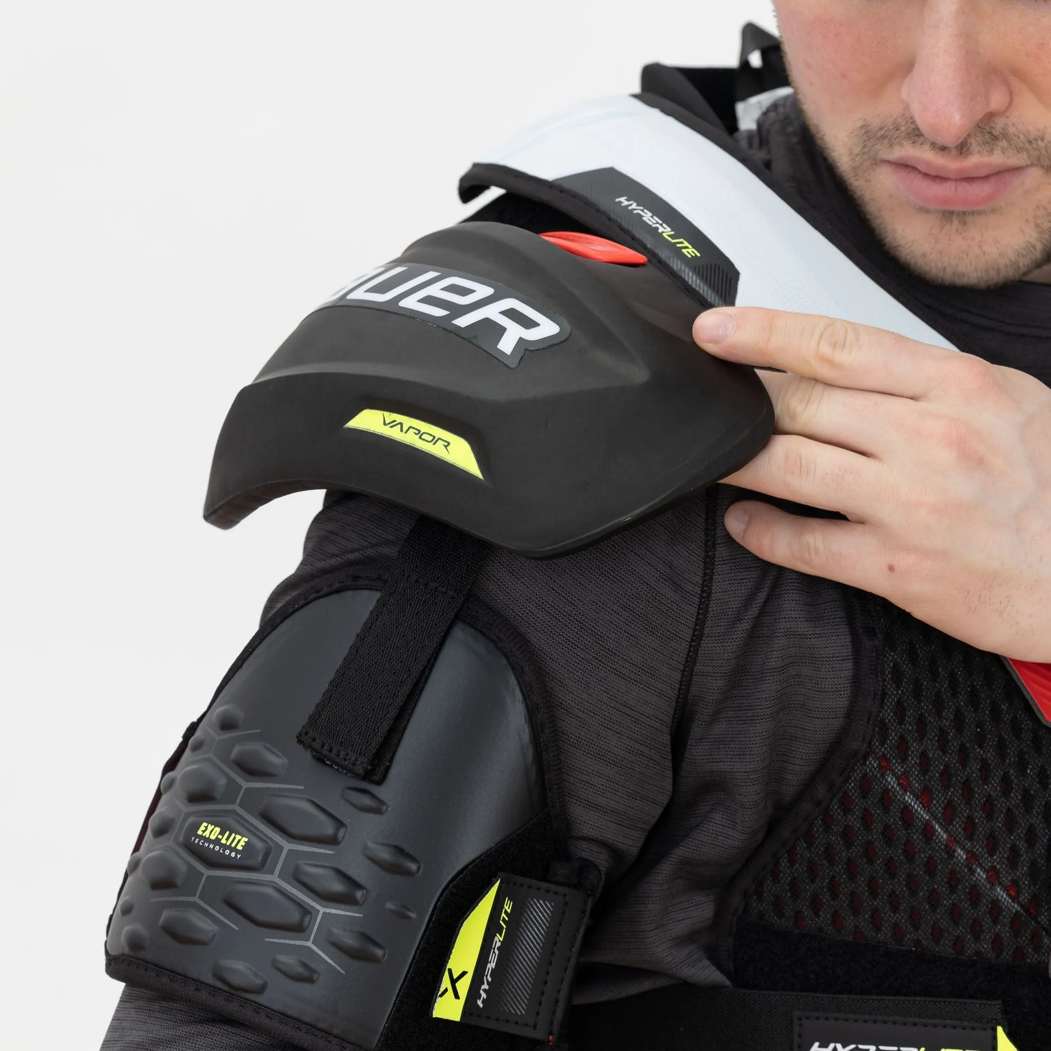 Bauer Vapor Hyperlite Senior Hockey Shoulder Pads