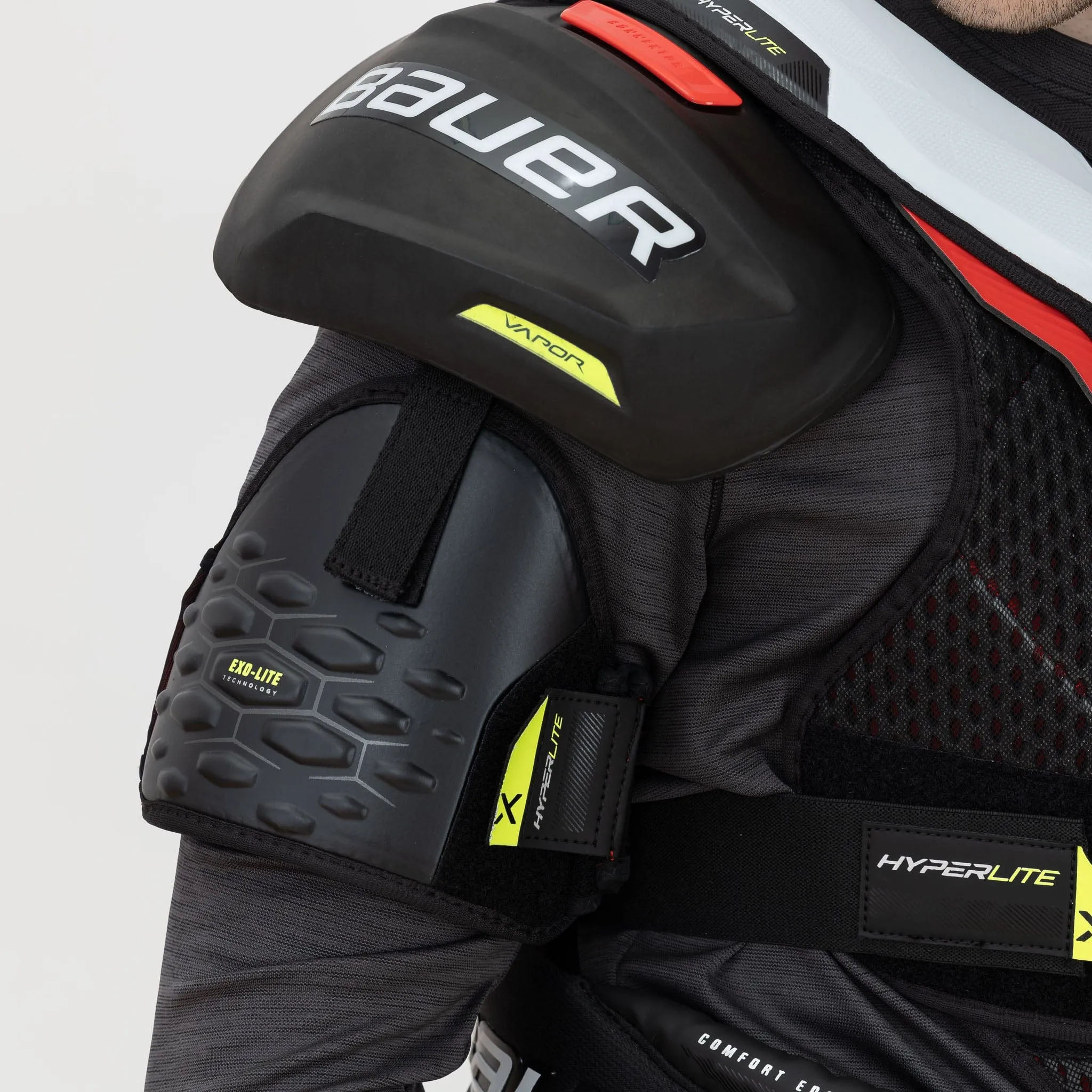 Bauer Vapor Hyperlite Senior Hockey Shoulder Pads