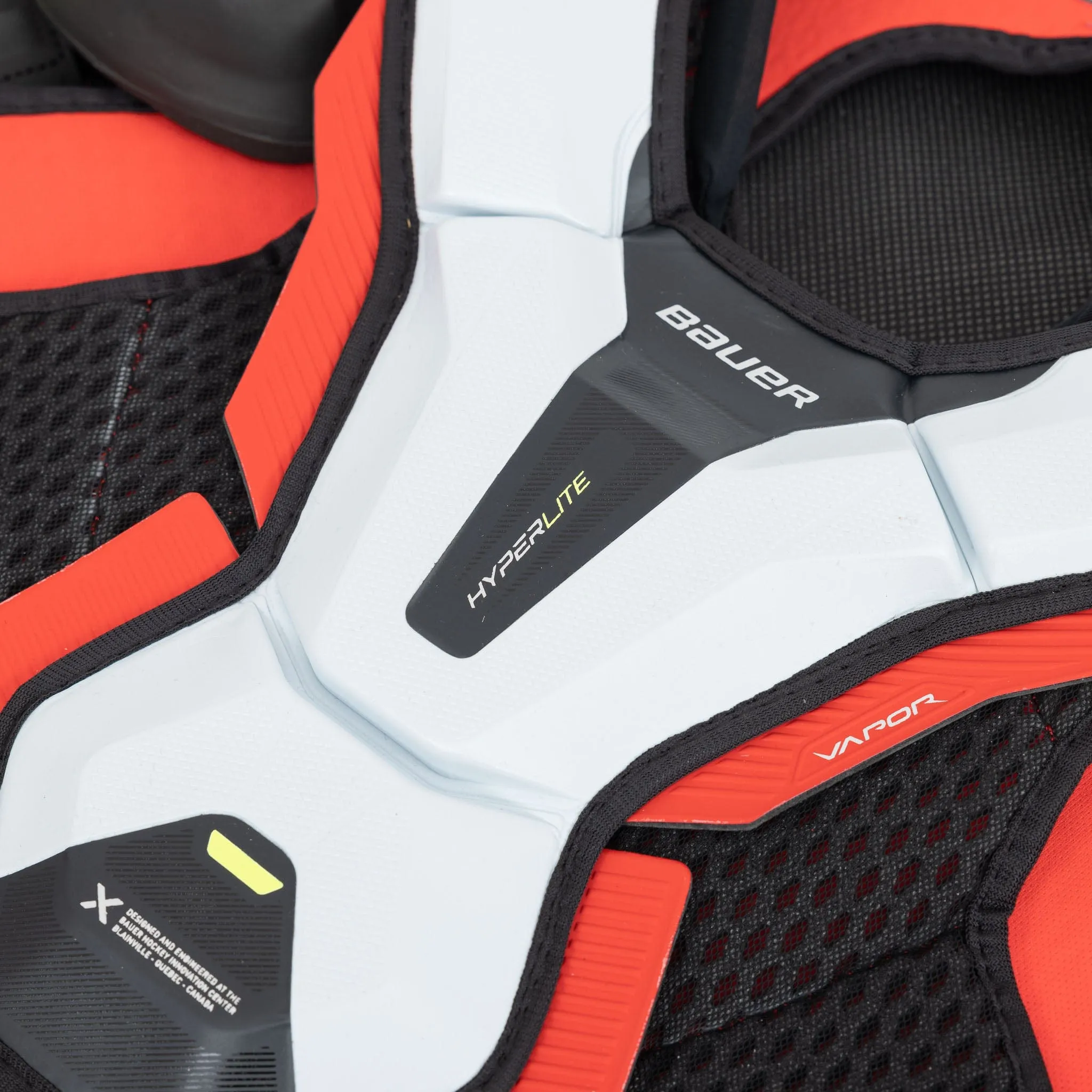 Bauer Vapor Hyperlite Senior Hockey Shoulder Pads