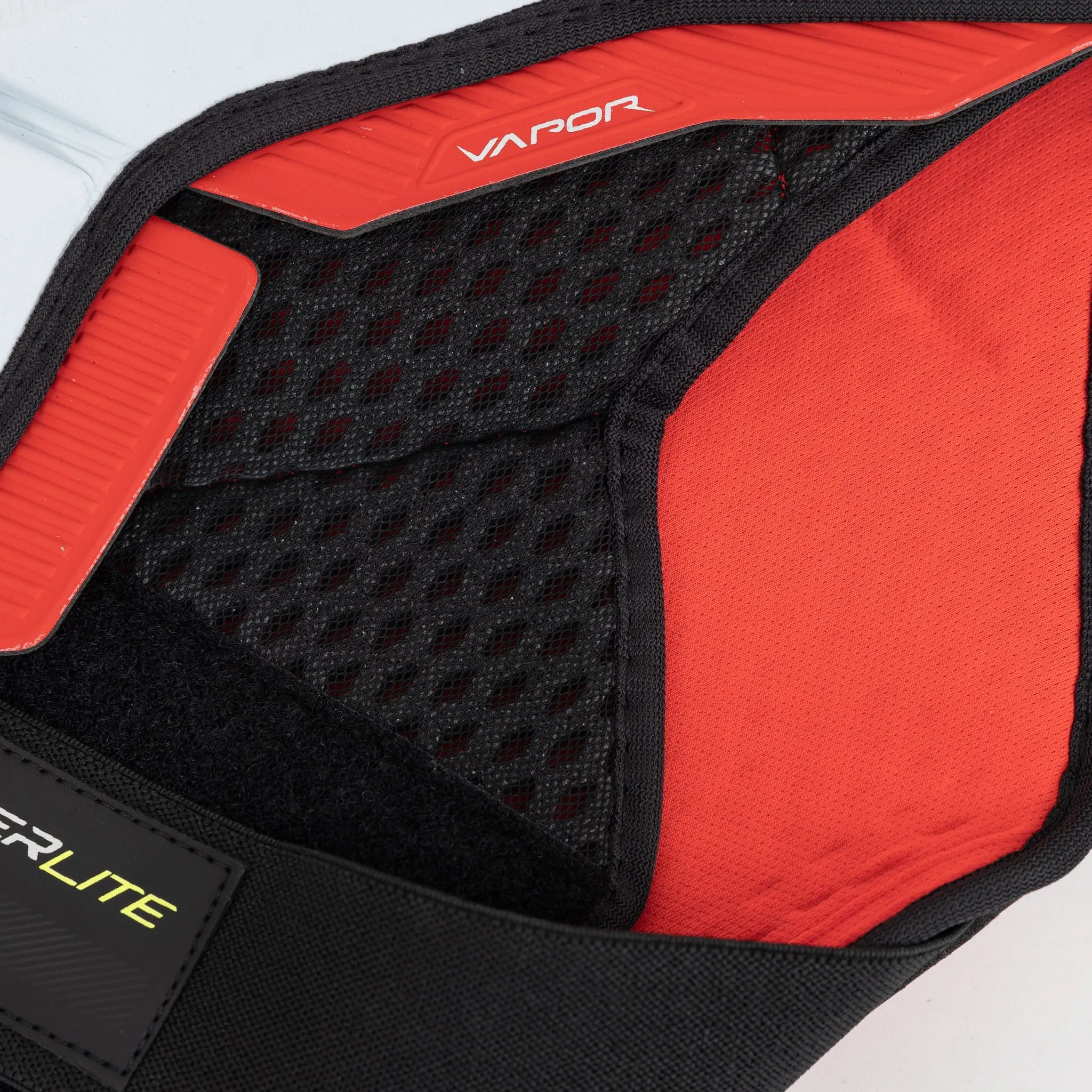 Bauer Vapor Hyperlite Senior Hockey Shoulder Pads