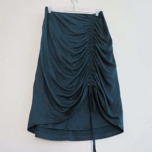 BY ANTHROPOLOGIE Ruched Knit Midi Skirt in Navy Teal Green Stretch - Size M