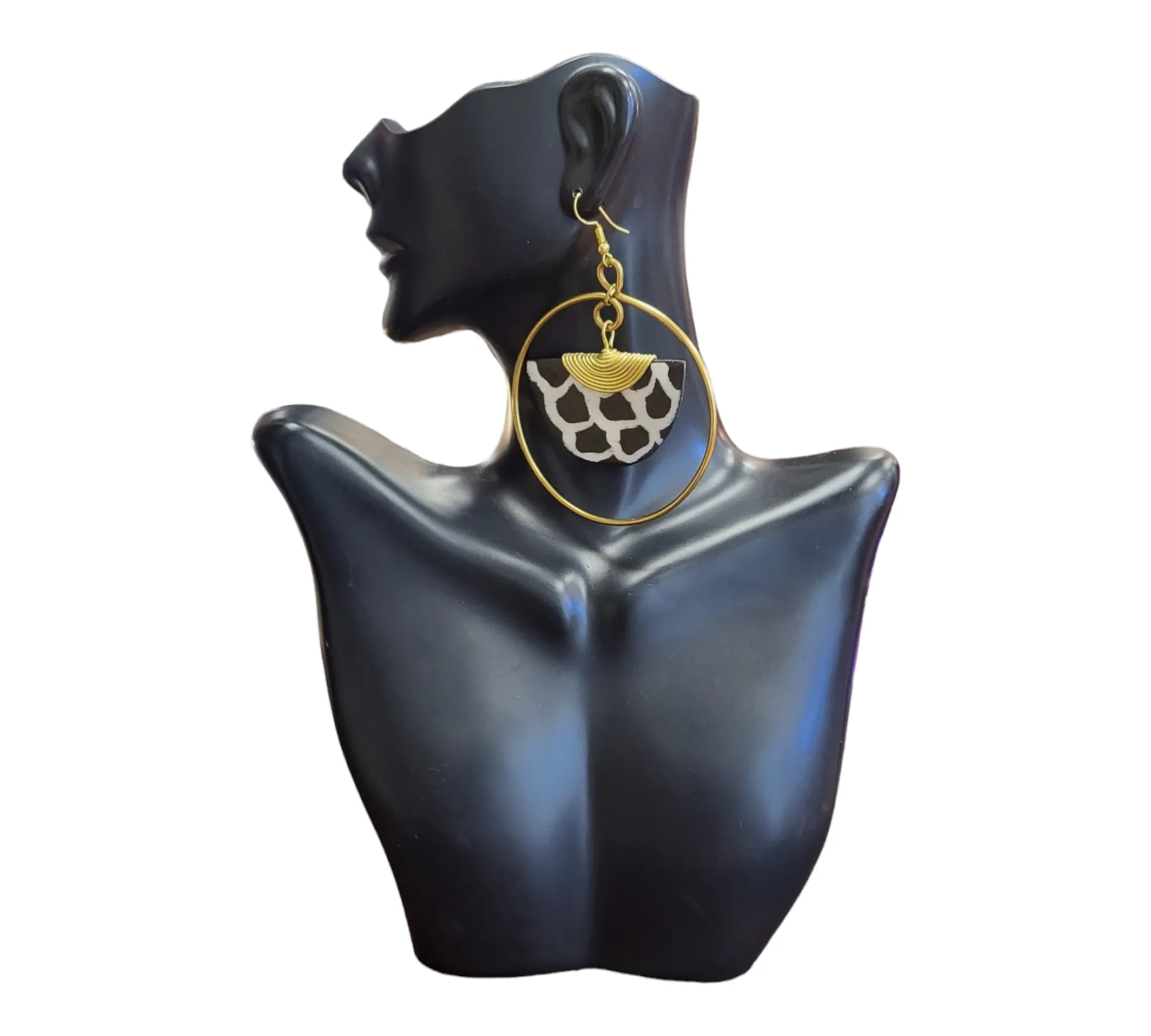 Cowrie Shell | Ivory Bone Earring | Geri's Bluffing Boutique