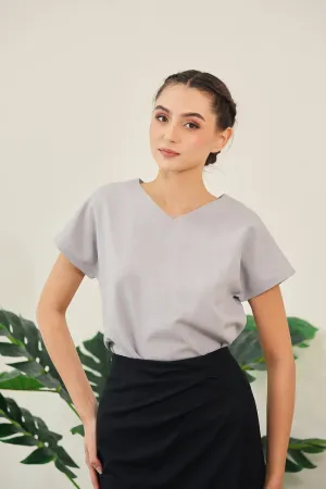 Danna V-Neck Relaxed Blouse in Grey Texture