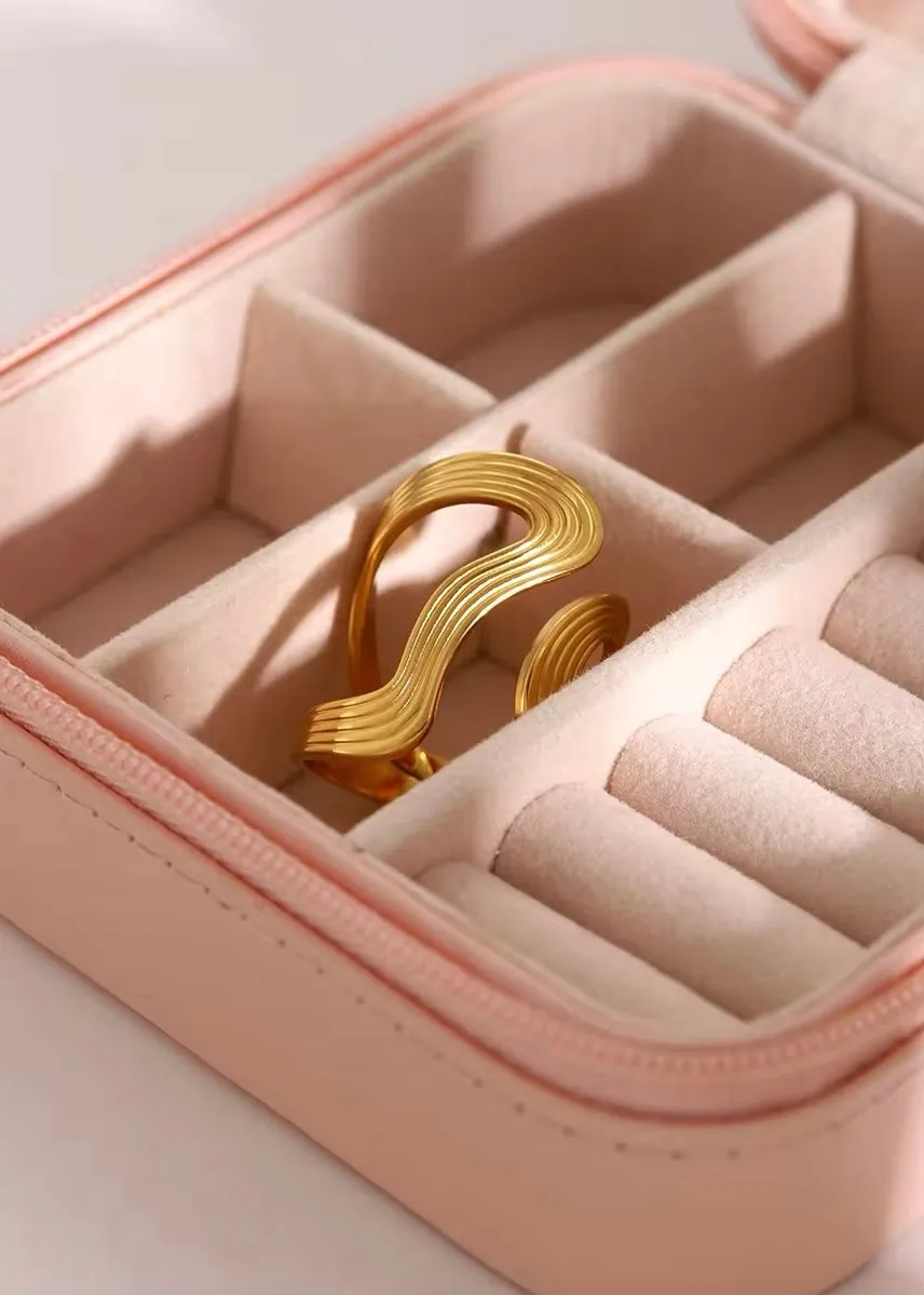 Elegant Wave Design Gold Color Metal Statement Ring