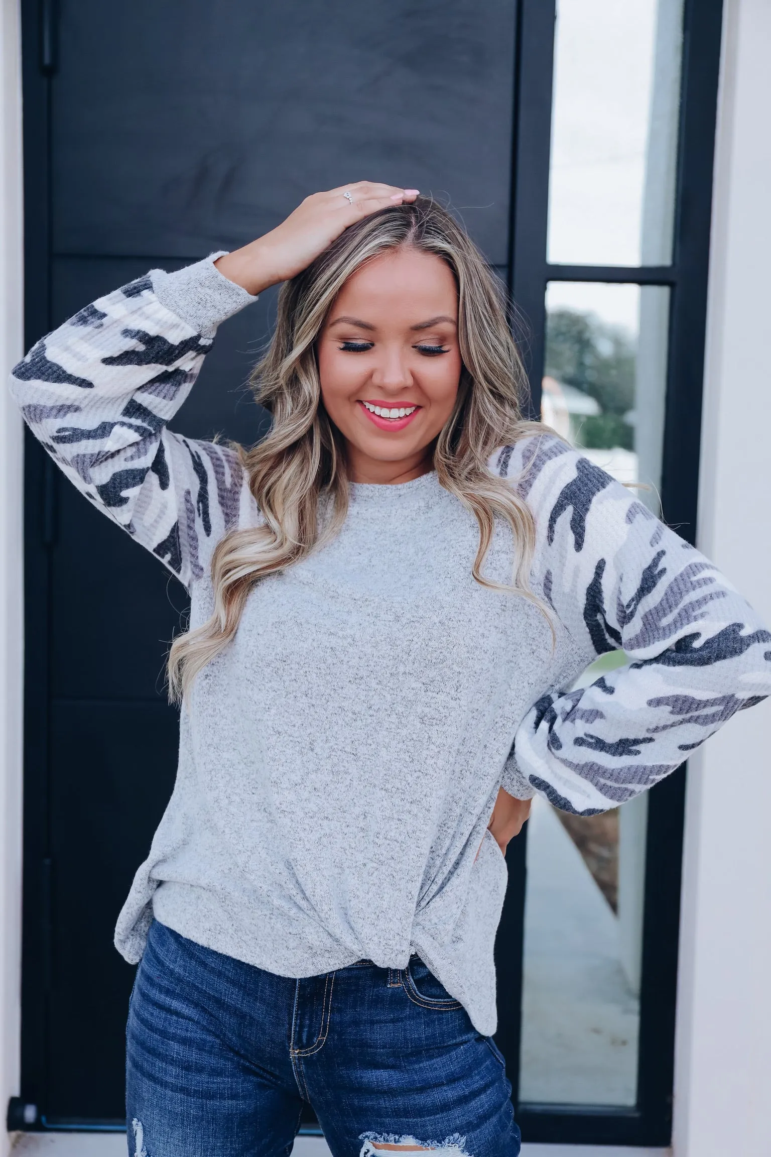 Eluding Raglan Sleeve Top - Grey