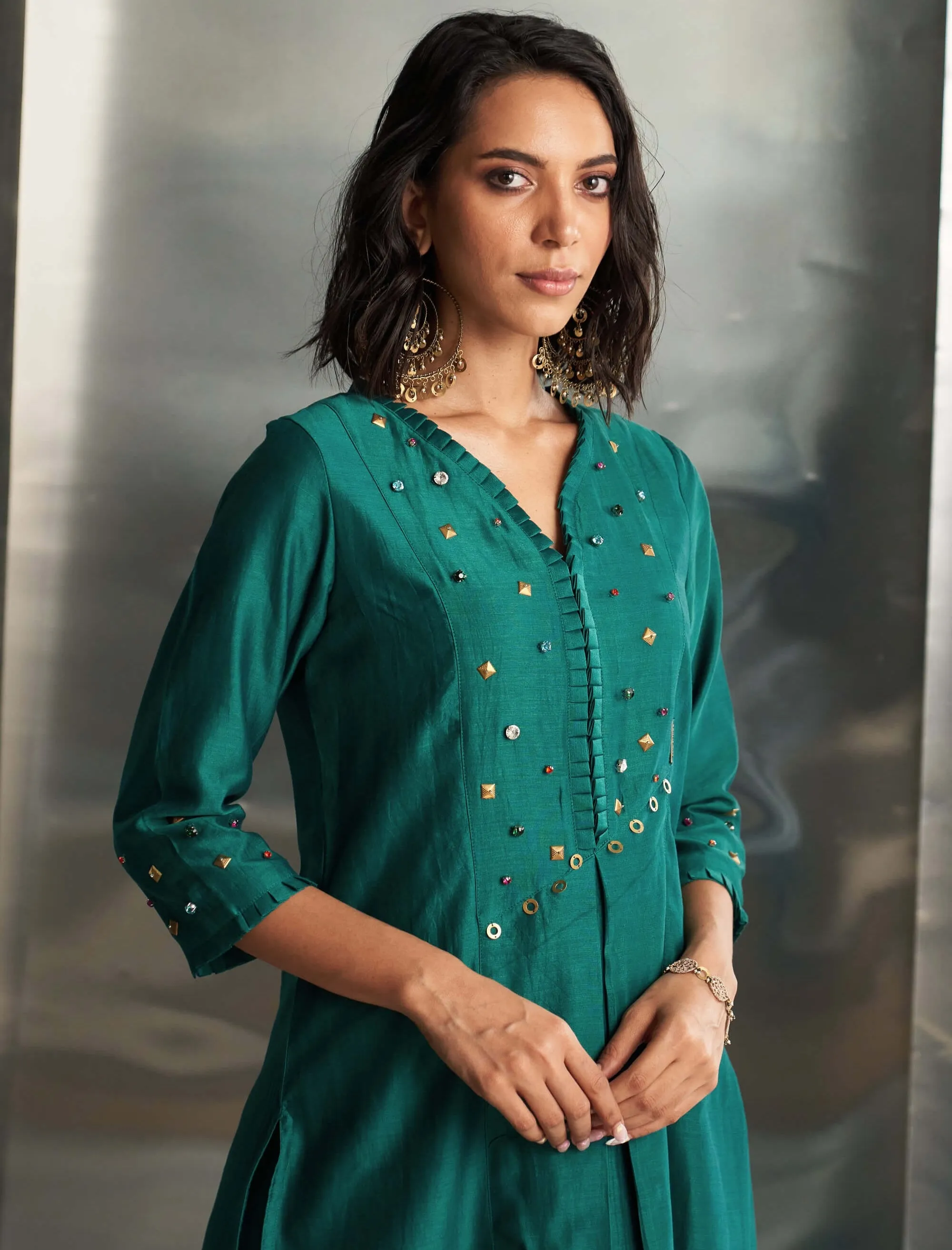 Emerald green relaxed kurta set