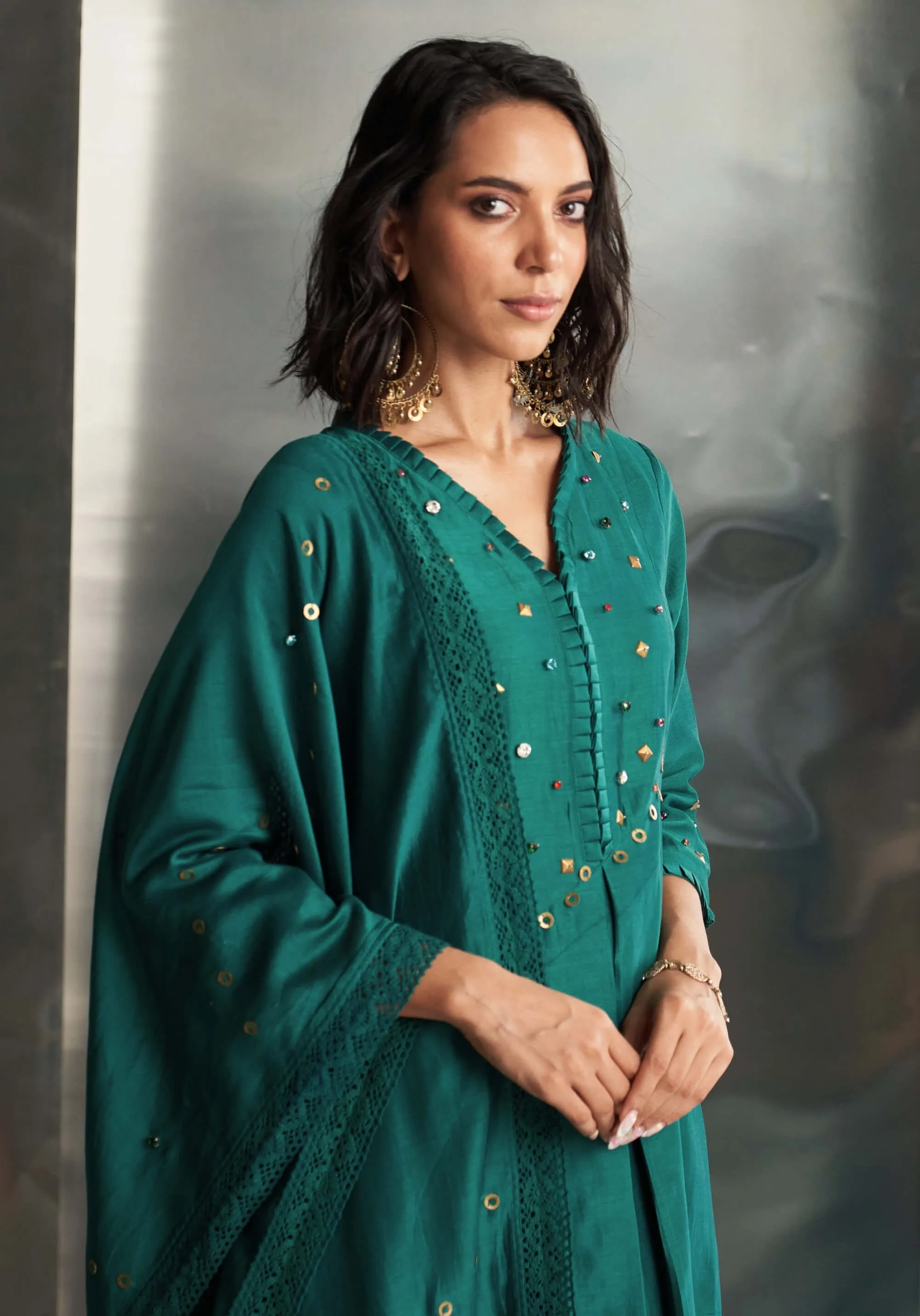 Emerald green relaxed kurta set
