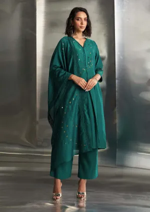 Emerald green relaxed kurta set