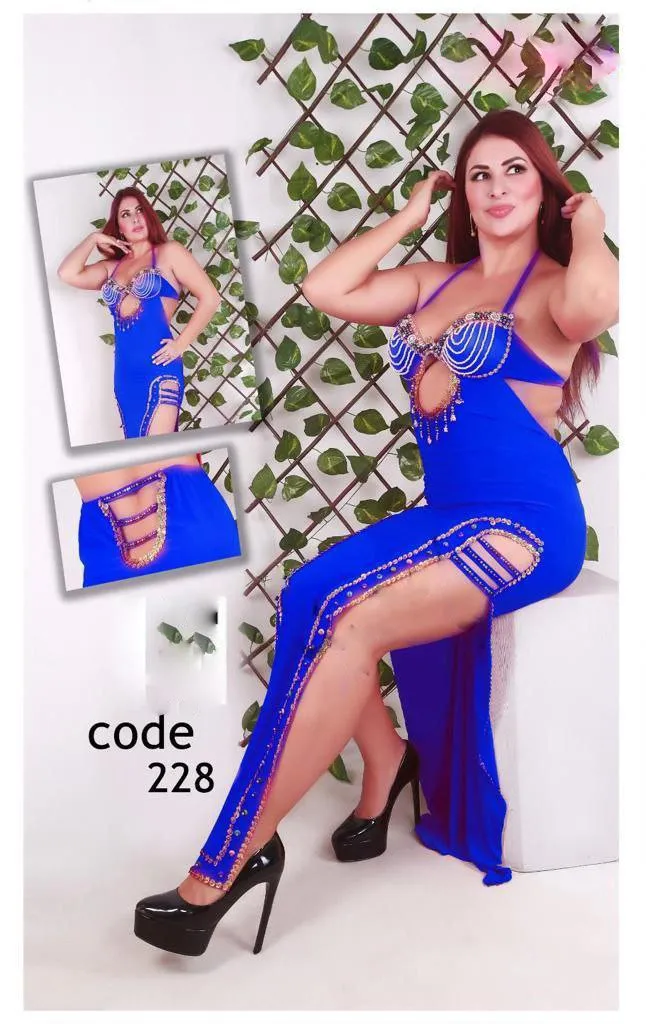 Essence of Arabs dance suit