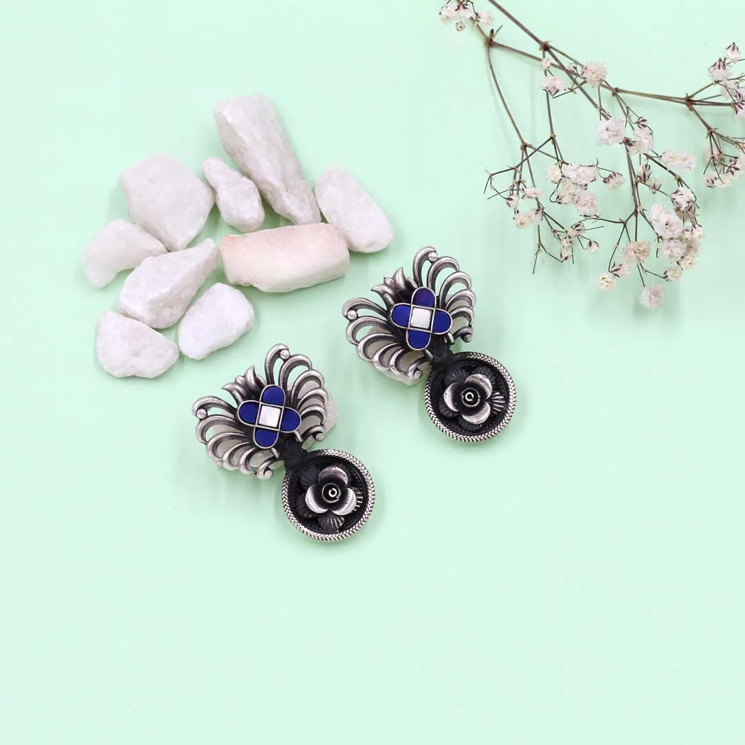 Exquisite Design: Sangeeta Boochra Handcrafted Silver Earrings