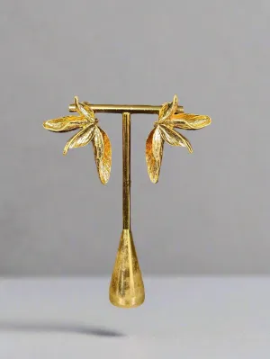 Exquisite Gold and Crystal Floral Earrings – Sparkling Statement Jewelry