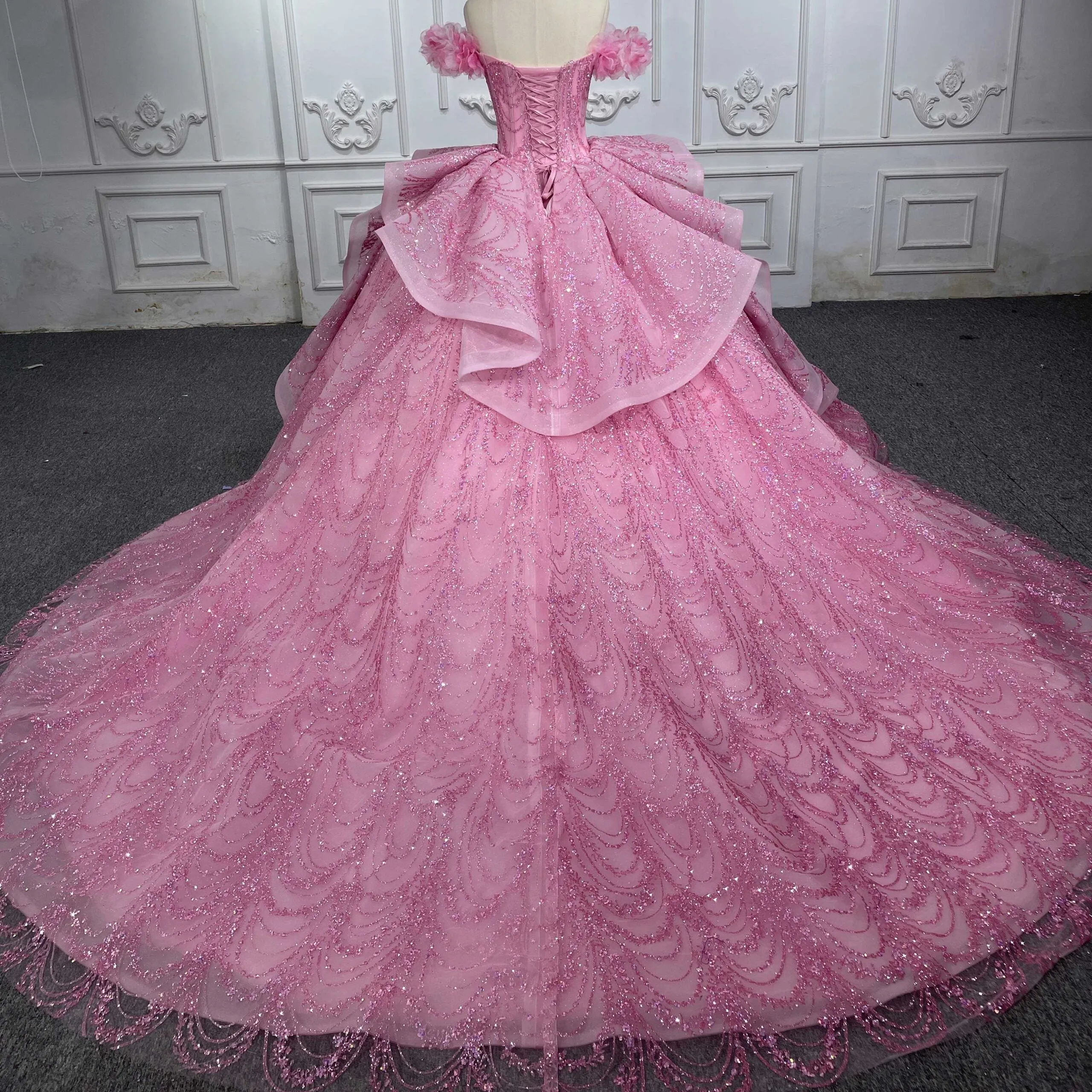 Exquisite Strapless Beading Quinceanera Dresses Luxury Appliques Sweetheart Ball Gown