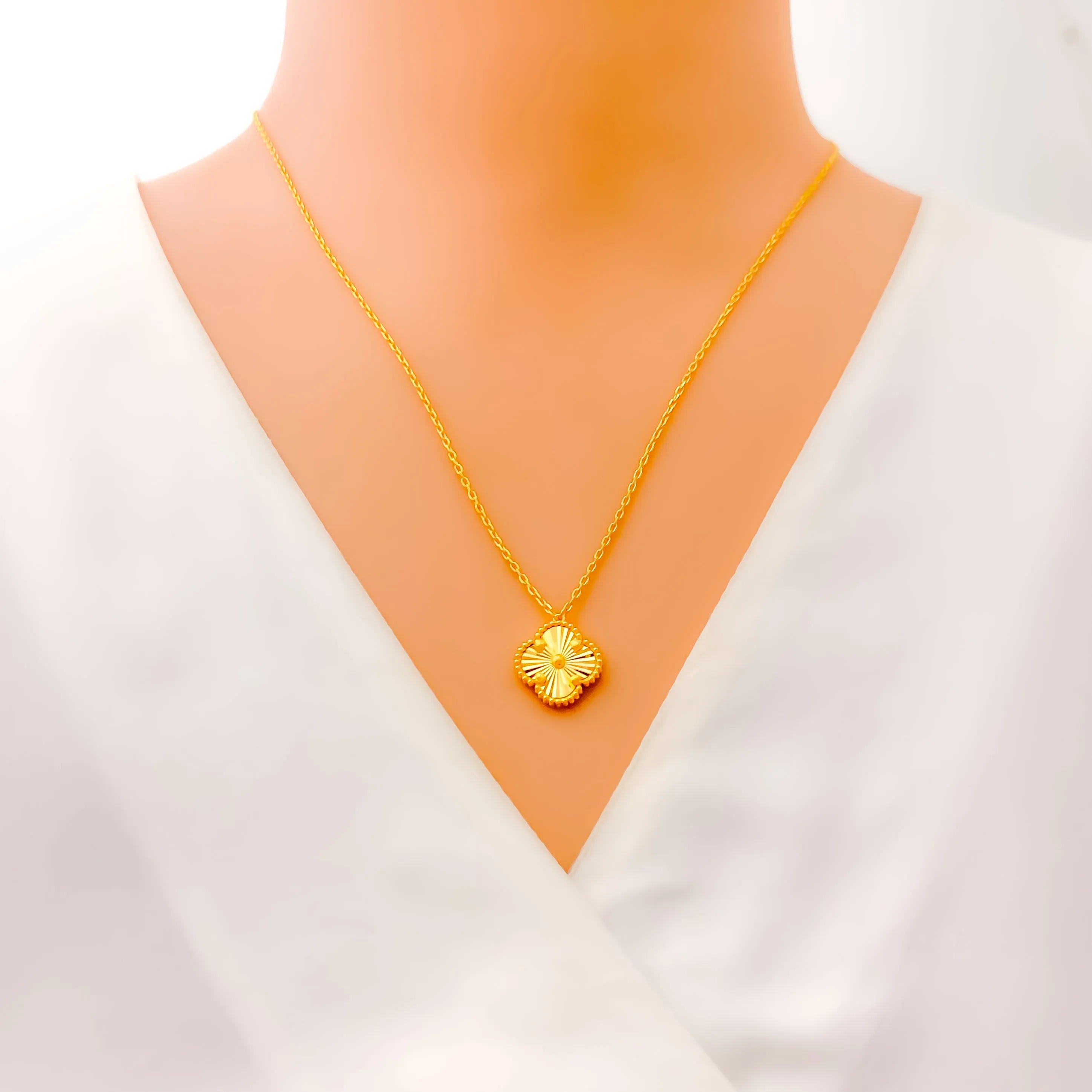 Flawless Bespoke Golden 21k Gold Necklace Set