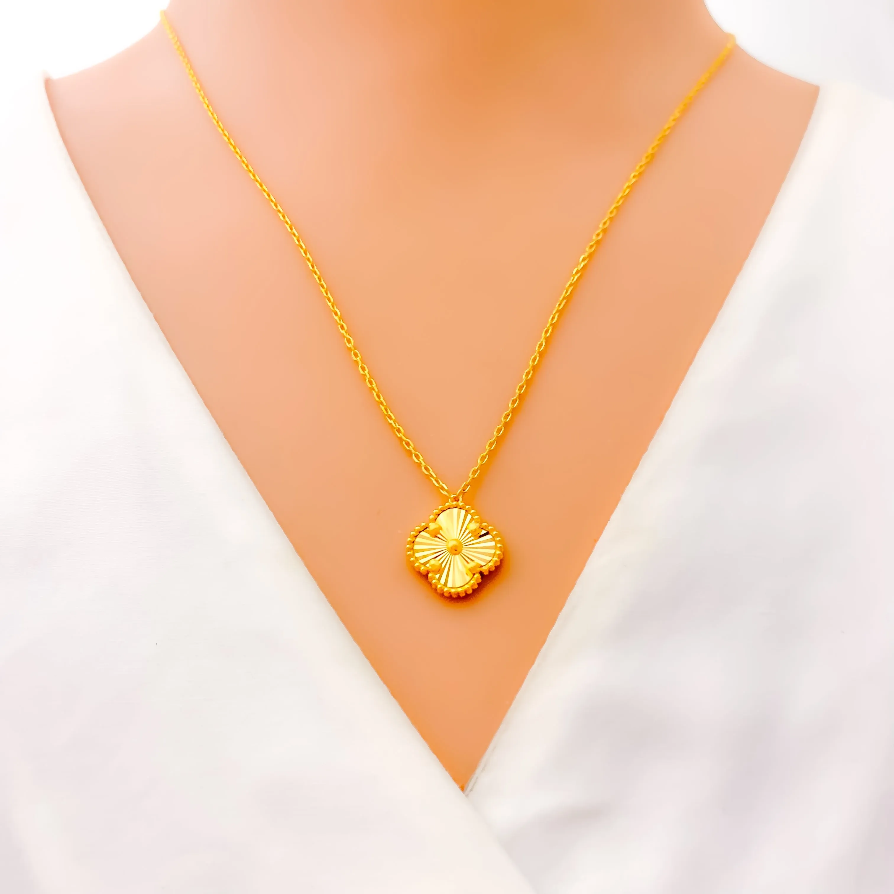 Flawless Bespoke Golden 21k Gold Necklace Set