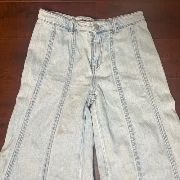 FREE PEOPLE Denim Gilmore Wide Leg Landon Jeans Light Wash Mid Rise Size 0