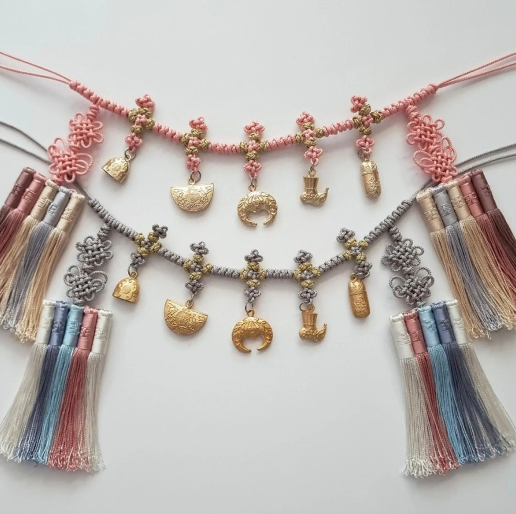 Gold Ornaments Tassel Belt