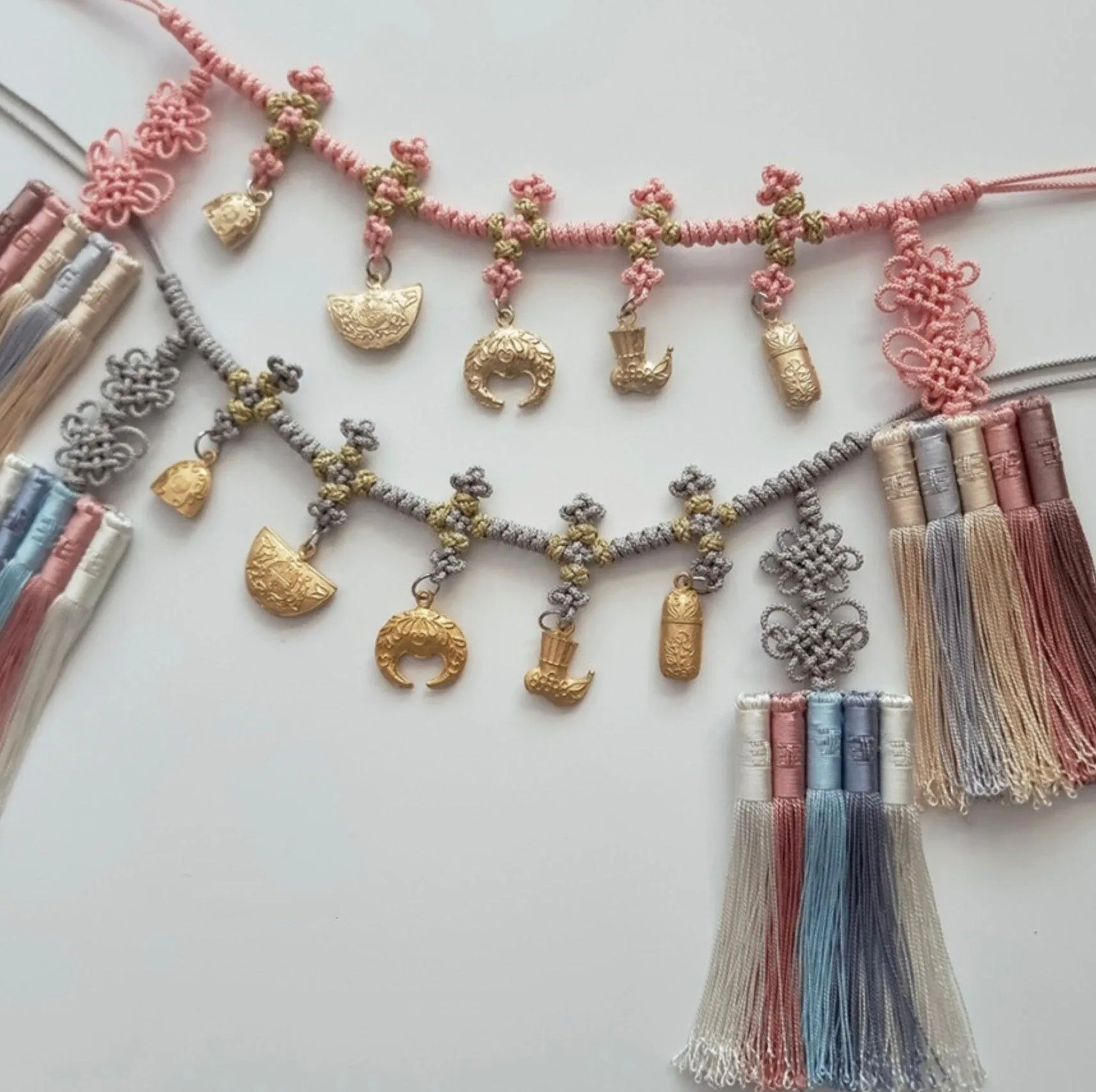 Gold Ornaments Tassel Belt