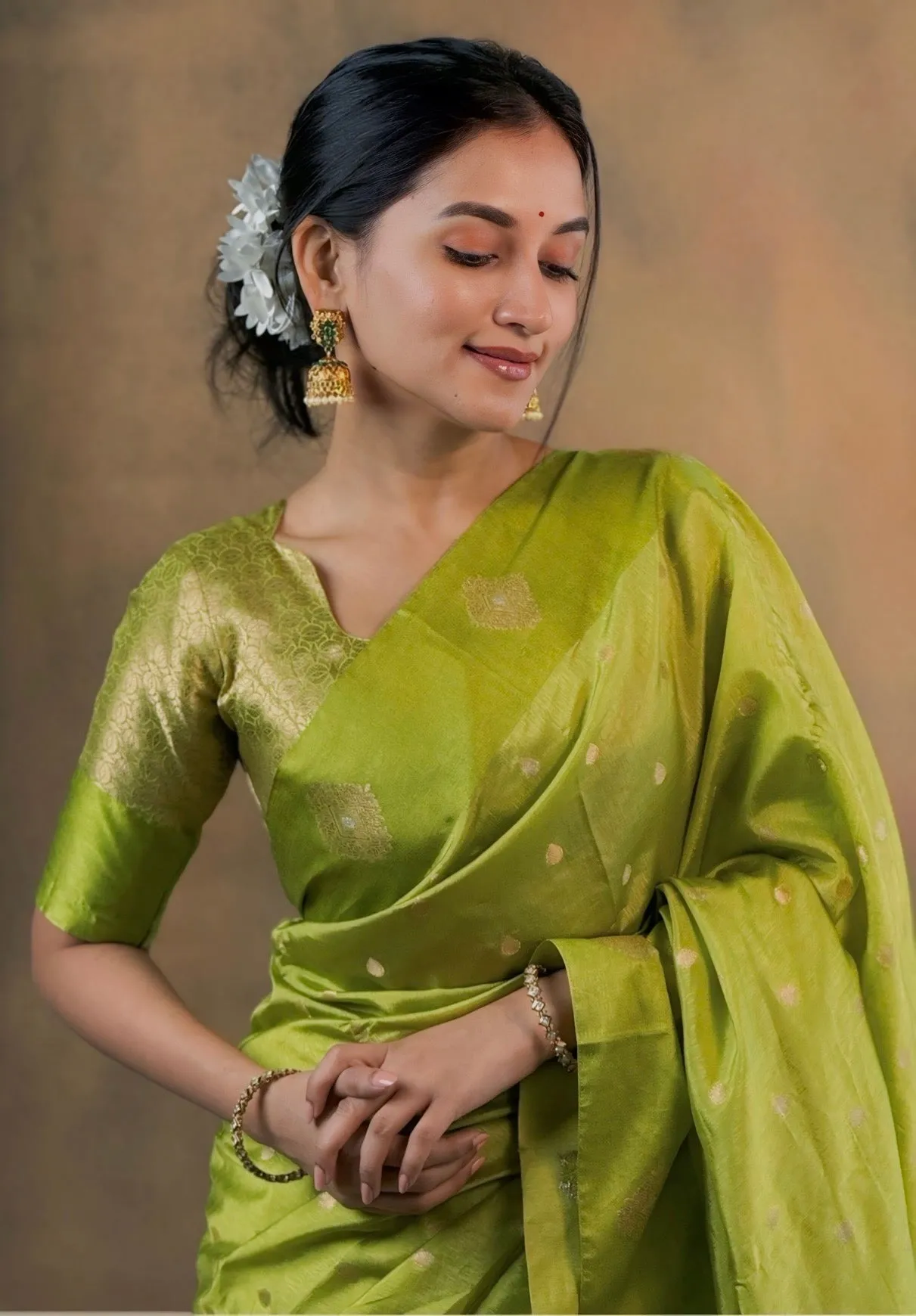 GREEN ZARI ZEAL