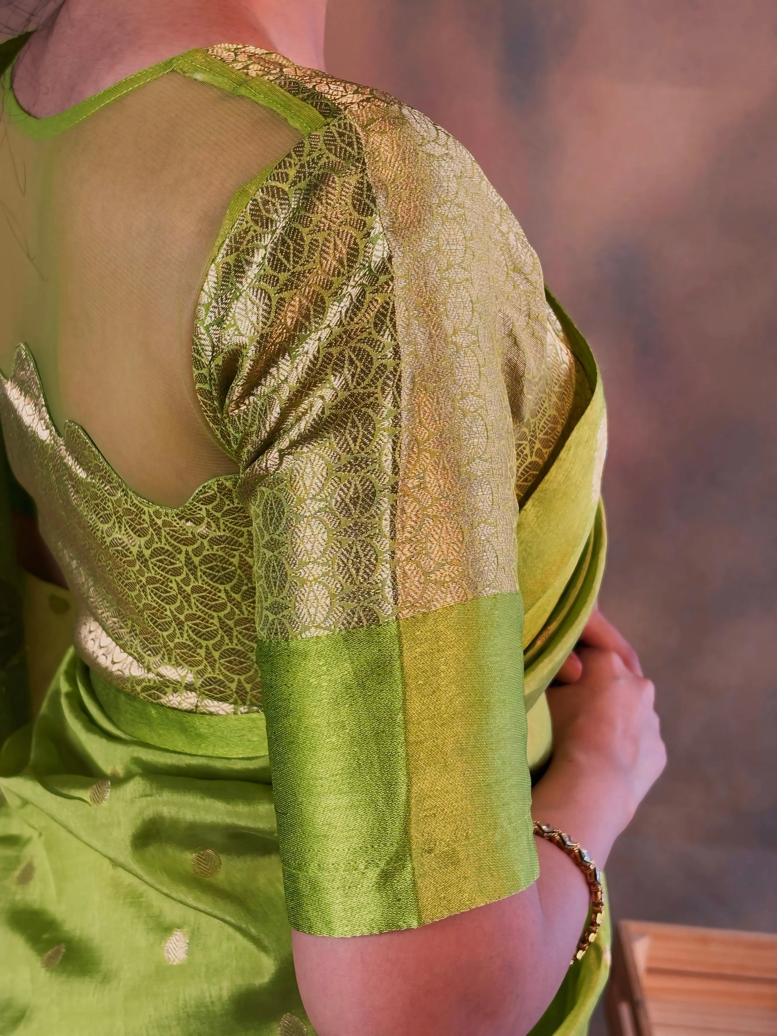 GREEN ZARI ZEAL