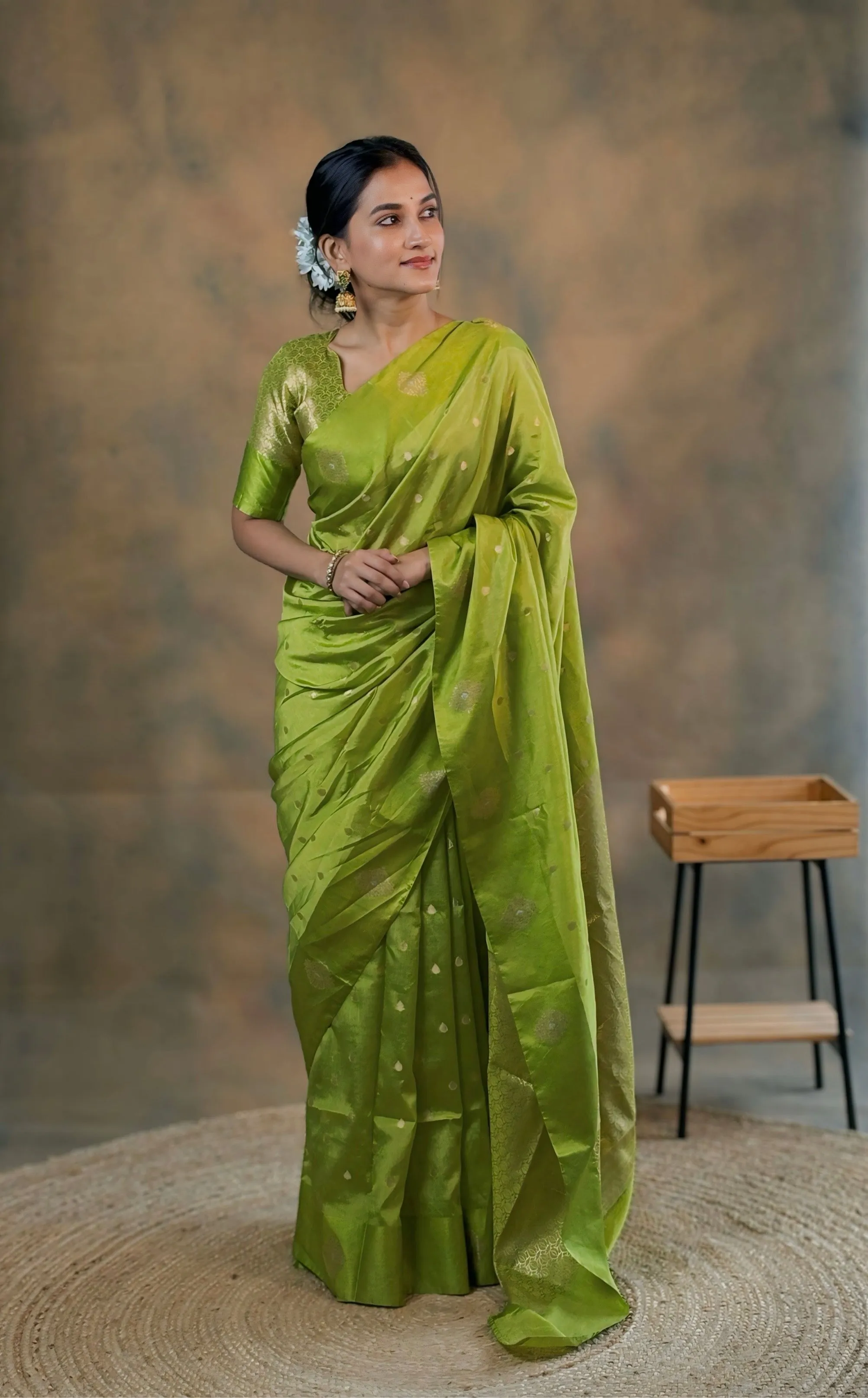 GREEN ZARI ZEAL