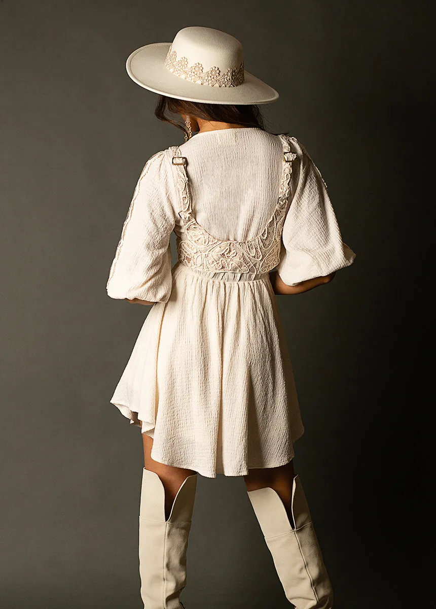 Halo Bridal Hat in Cream