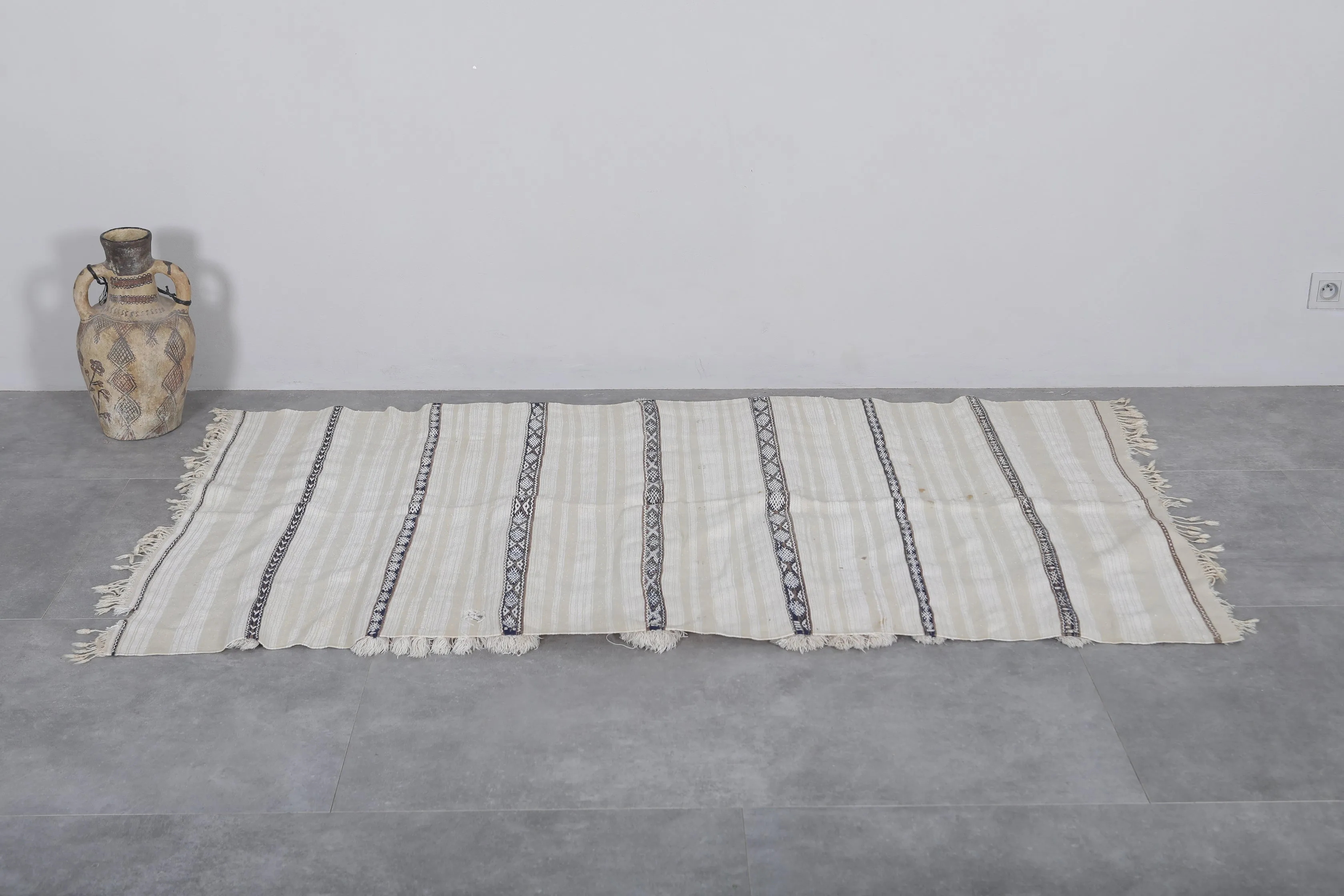 Handwoven Berber Tribal Rug - 3.6 FT X 6.3 FT