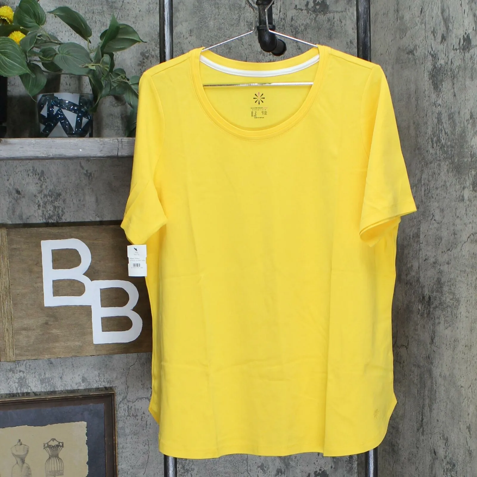 Isaac Mizrahi Live! Plus Size Essentials Pima Cotton Scoop Neck T-Shirt