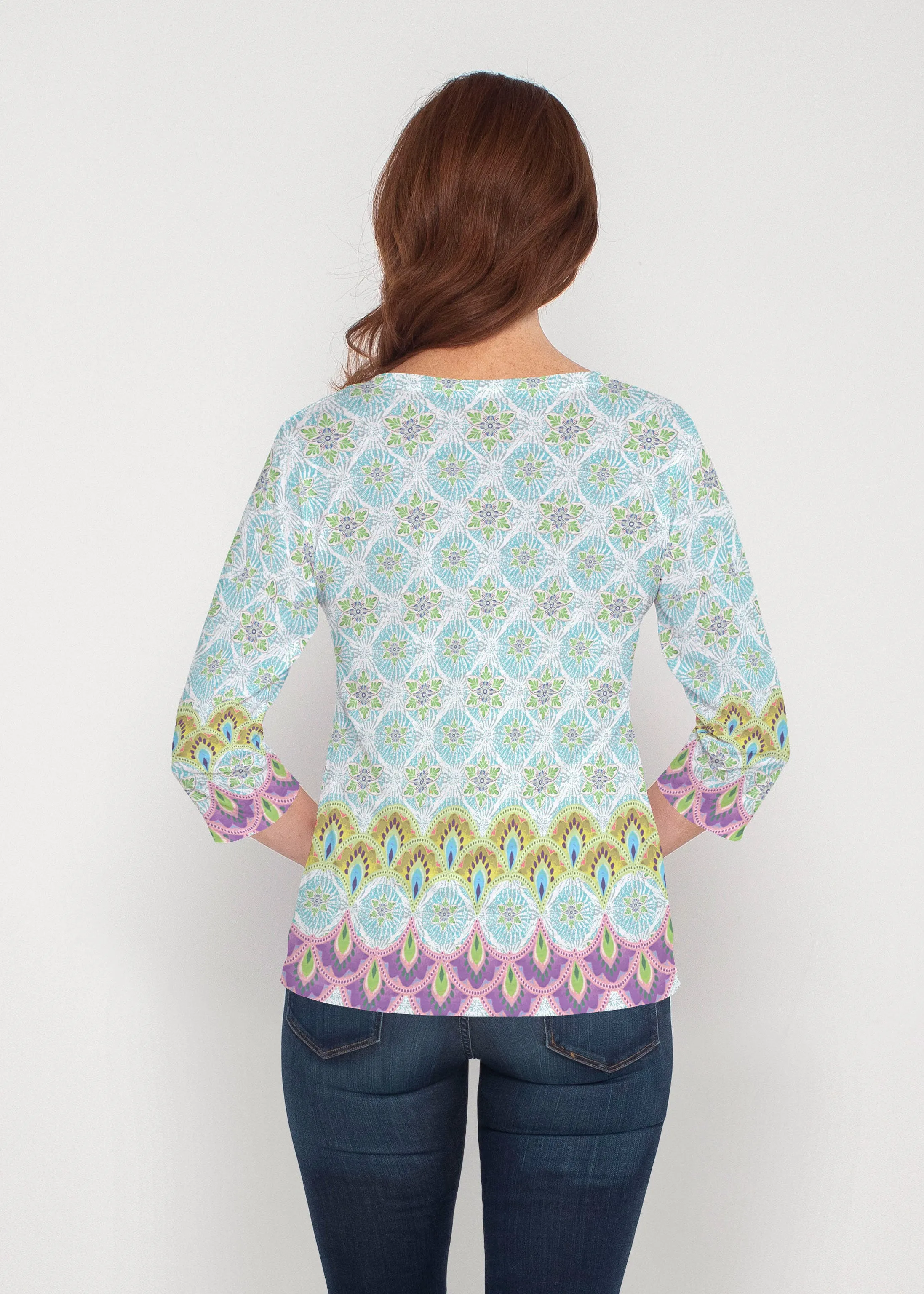 Izzy (19199) ~ Signature 3/4 Sleeve V-Neck Top