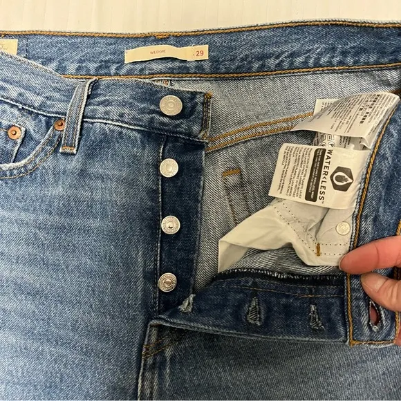 Levis Premium Wedgie Icon High Waist Distressed Jean Athens Asleep Blue size 29