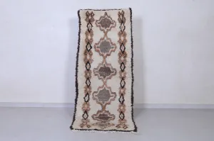 Moroccan Rug 2.6 x 6.7 Feet - Handwoven Geometric Design