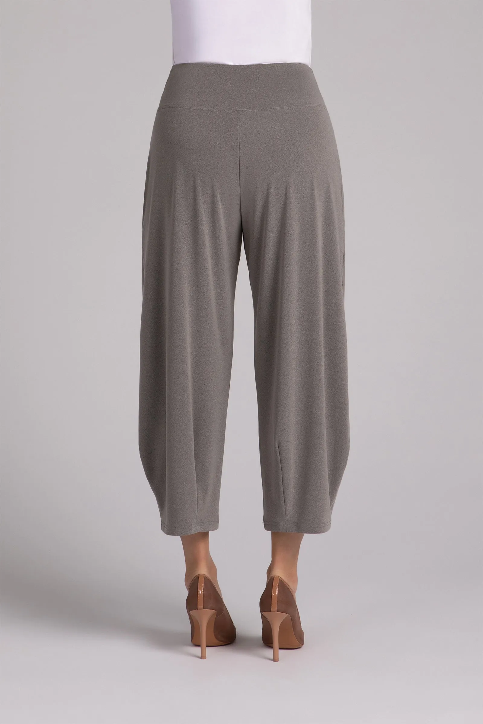 Narrow Lantern Pant