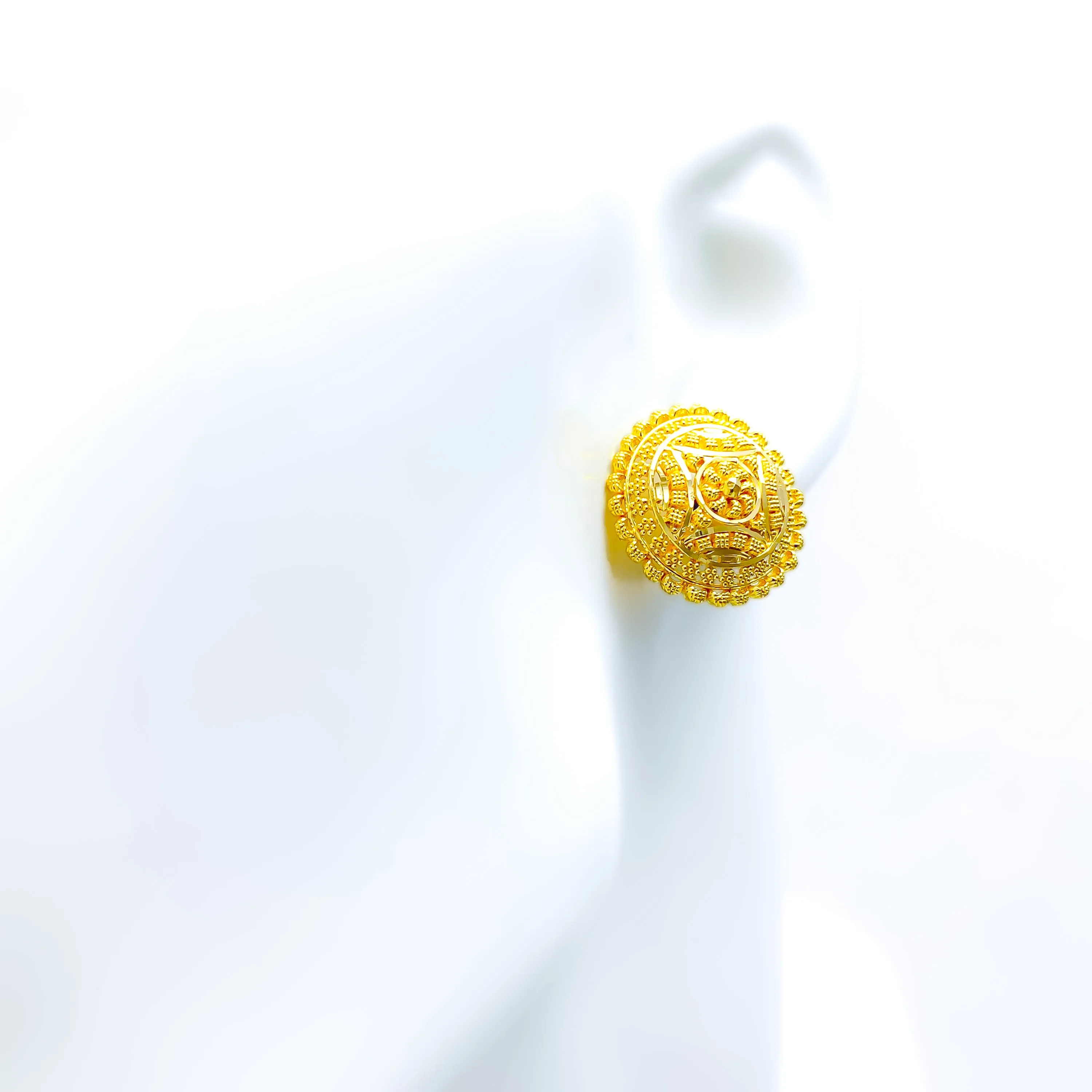 Noble Exquisite 22k Gold Earrings