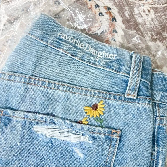 NWT Favorite Daughter The Juni High Waist Cutoff Denim Shorts Brooklyn Flower 28