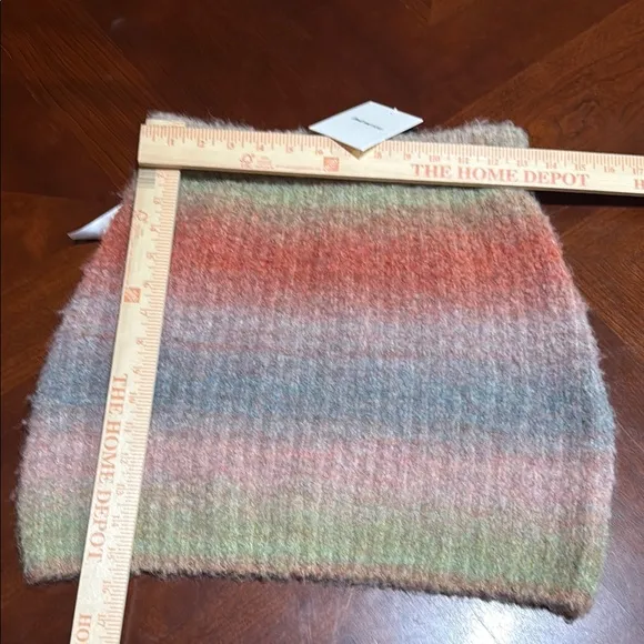 NWT find me now rainbow wool soft skirt Sz small with Ribbed Texture stretchy