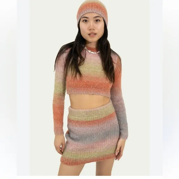 NWT find me now rainbow wool soft skirt Sz small with Ribbed Texture stretchy