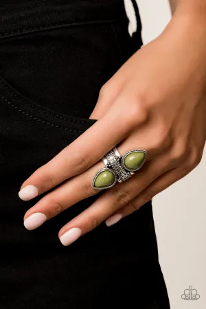 Paparazzi - New Age Leader-Green Ring
