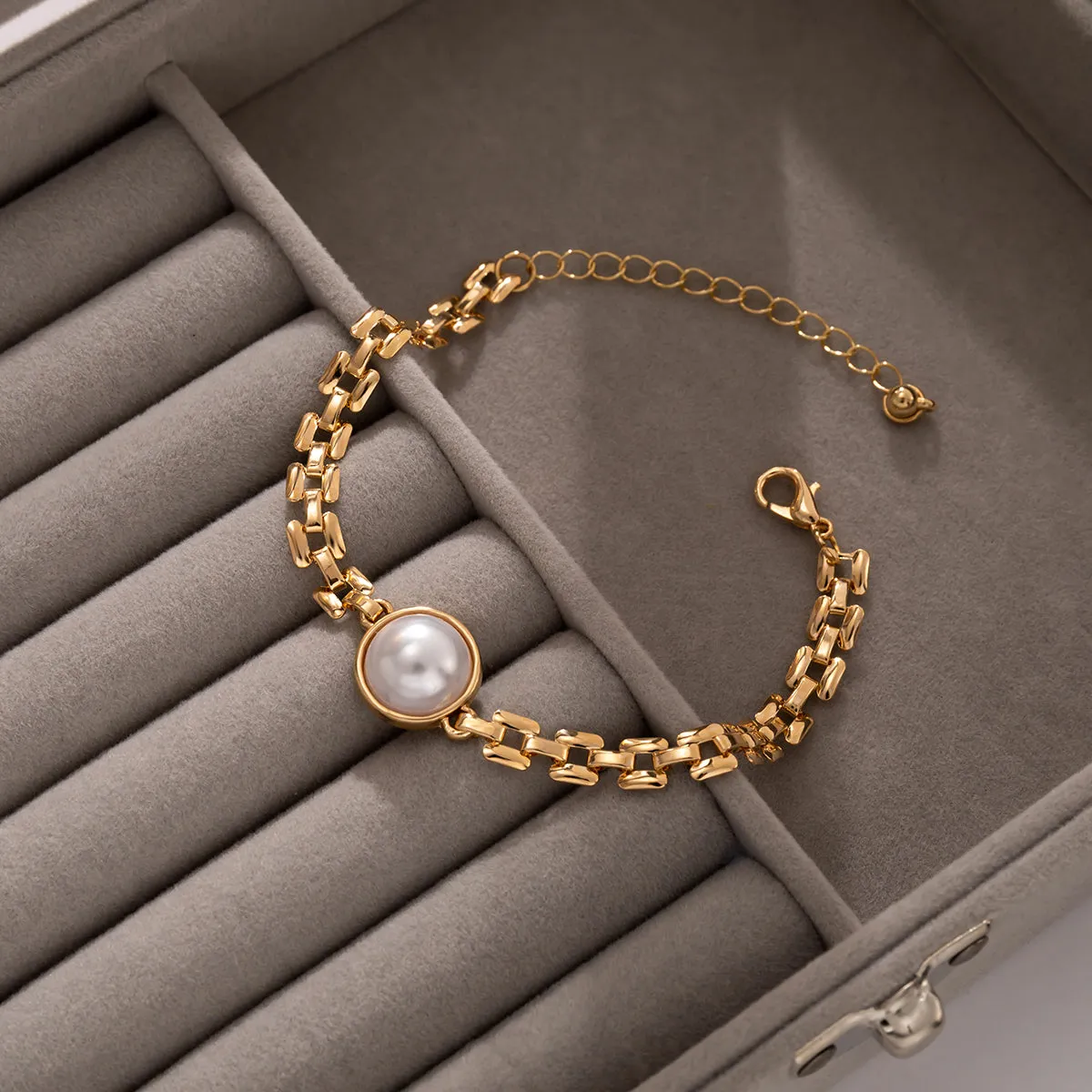 Pearl & 18K Gold-Plated Charm Belt Chain Bracelet