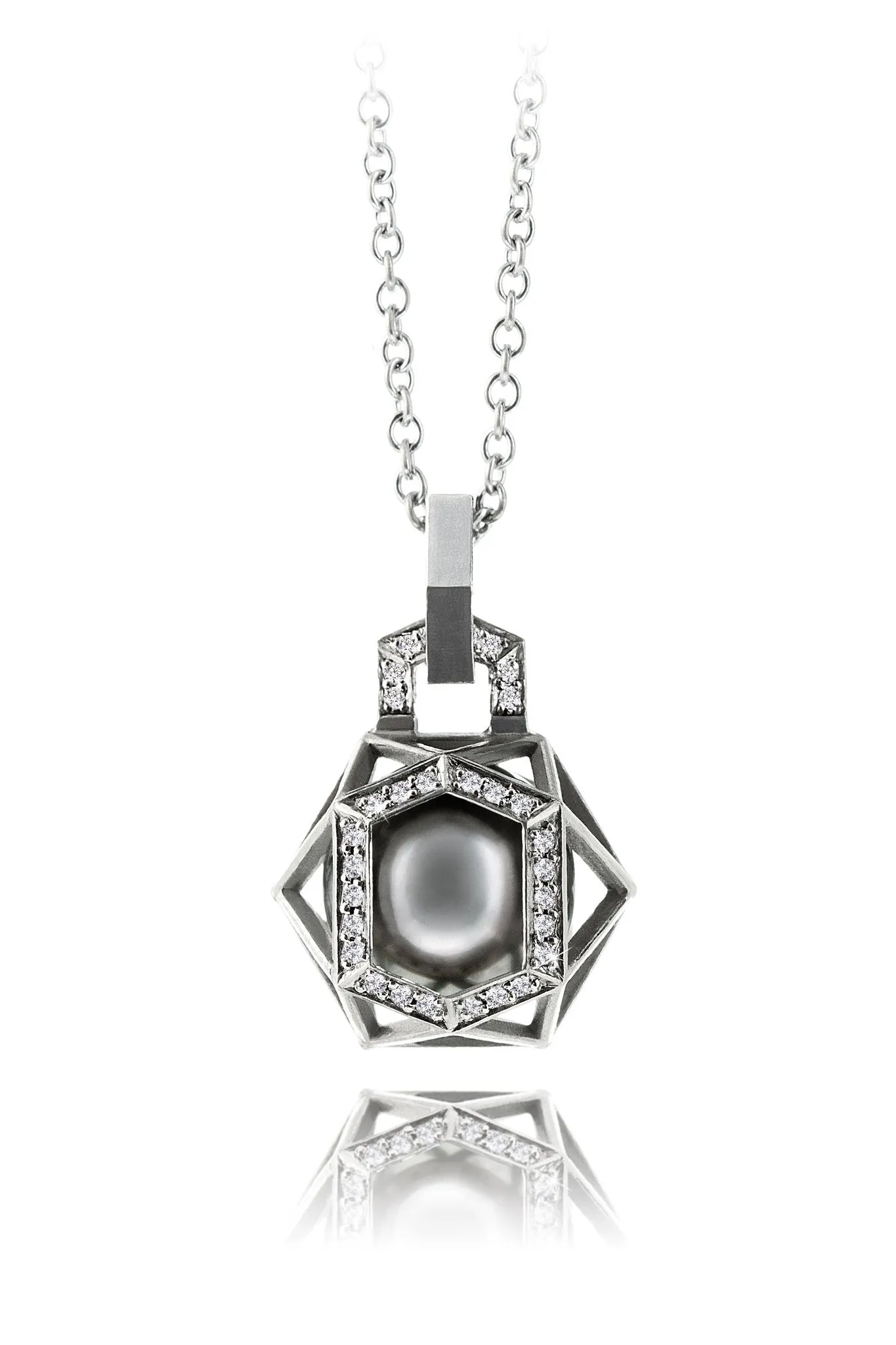 PERLE CAPTIVE NECKLACE