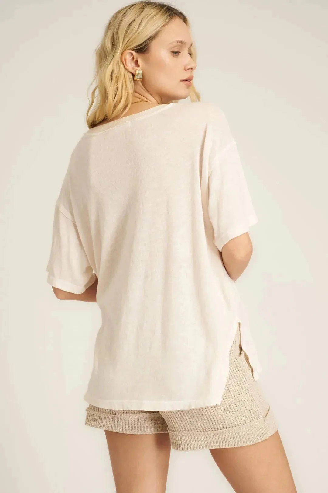 Por Vida Textured Tee by Project Social T | Mother of Pearl