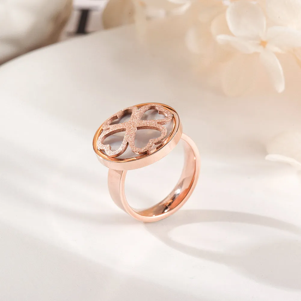 ROSE GOLD CLOVER RING